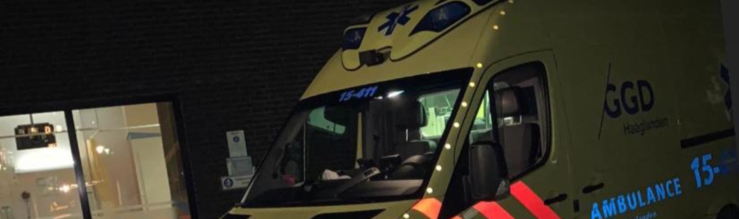 Ambulance in de nacht