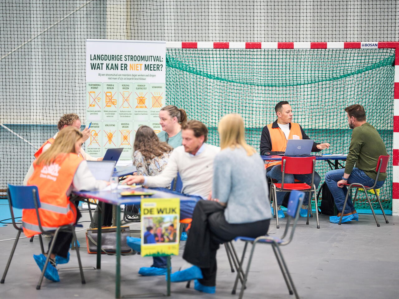 Mensen die met elkaar in gesprek zijn